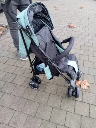 Silla de paseo Kikkaboo ligera paraguas