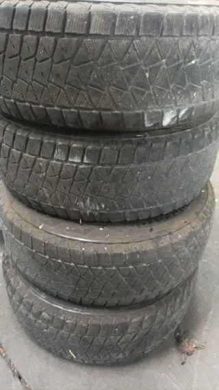 Neumáticos y llantas