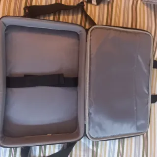 Maletín portátil negro