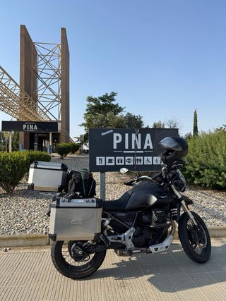 Moto Guzzi V85 TT 2022 | Maletas Aluminio Garantia