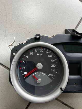 Painel Instrumentos Renault Megane 8200306556