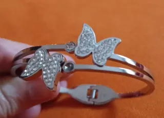 Bracciale rigido farfalle strass