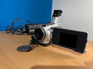 Videocámara Sony Handycam DCR-TRV18 MiniDVD