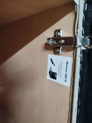 Sofá Cherlomg beige tela