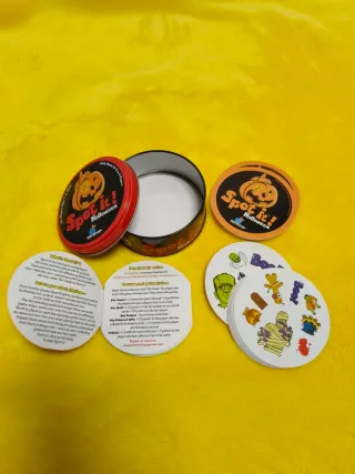 Spot it! Halloween Dobble - Juego de cartas