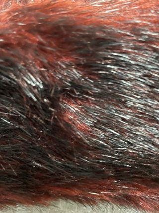 Puños símil visón granates