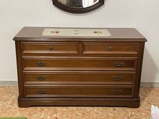 Comodino e comò in legno massello