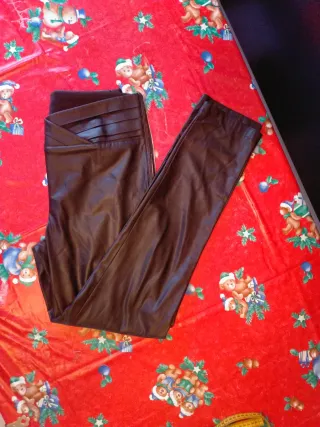 Pantaloni Patrizia Pepe similpelle neri