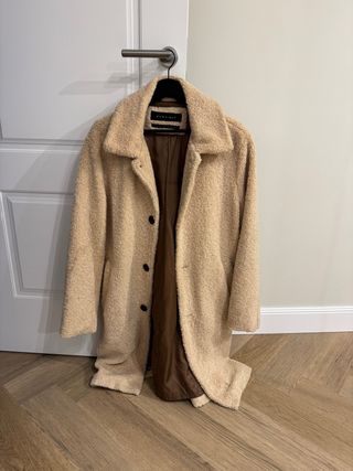 Abrigo borrego Zara beige