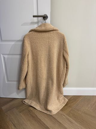 Abrigo borrego Zara beige