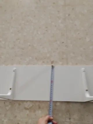 Estantería pequeña blanca