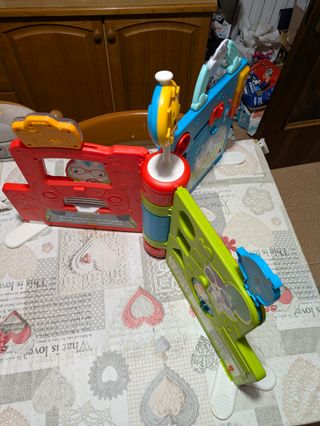 Fisher-Price Libro Gigante Attività 2-in-1