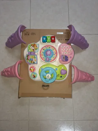 Mesa de juegos para bebé VTech