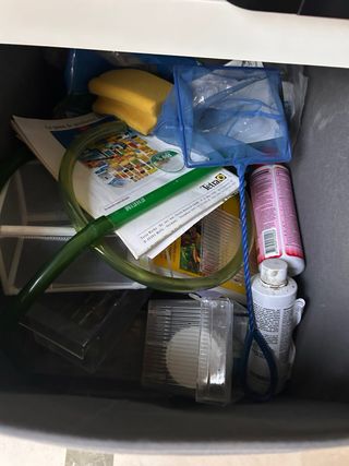 Pecera grande con accesorios