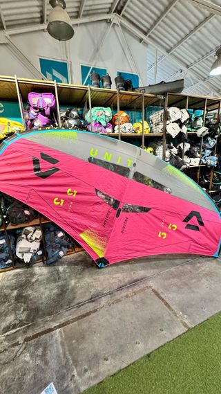 DUOTONE UNIT 5.5m usada 2025