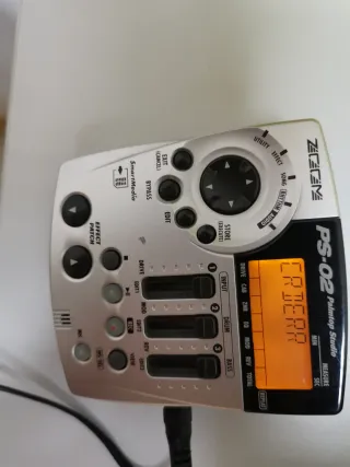 Zoom PS-02 Palmtop Studio com fonte e cartão