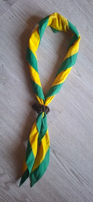 Fazzolettone scout giallo e verde