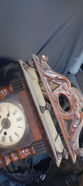 Reloj antiguo de pared