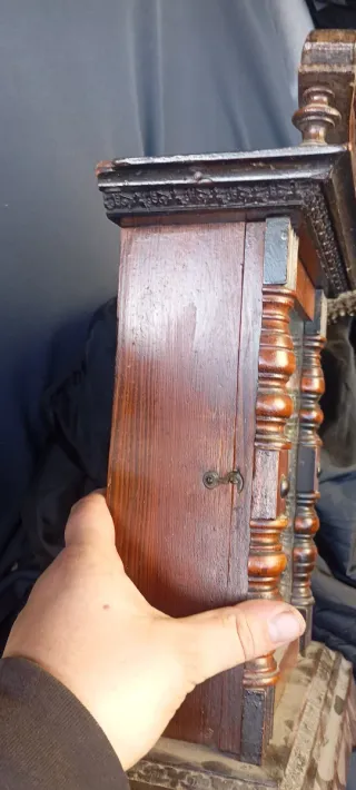 Reloj antiguo de pared