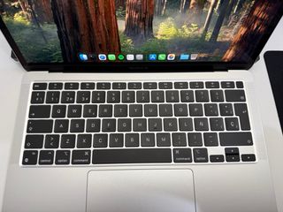 MacBook Air M1 8/256