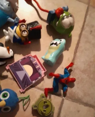 Lote de juguetes varios