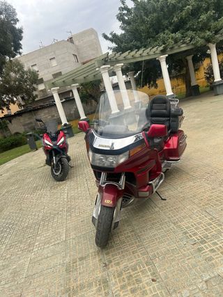 Honda Gold Wing Roja