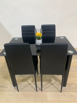 Comedor 4 sillas cristal negro