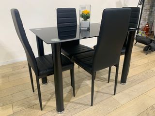 Comedor 4 sillas cristal negro