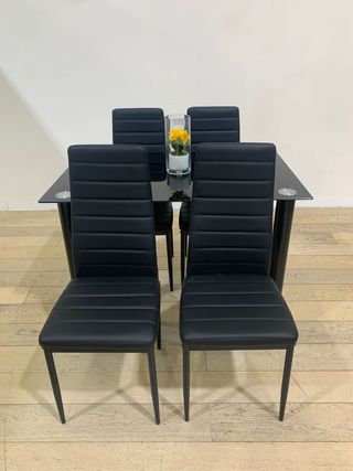 Comedor 4 sillas cristal negro
