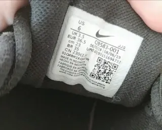 Zapatillas Nike Mujer Negras y Blancas