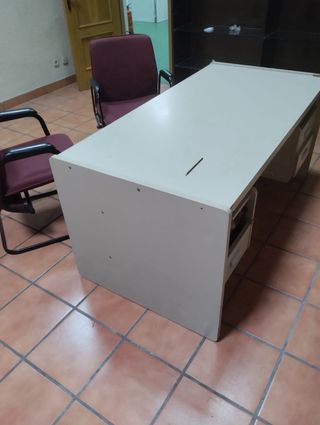 Estantería modular de madera,sillas,mesa...