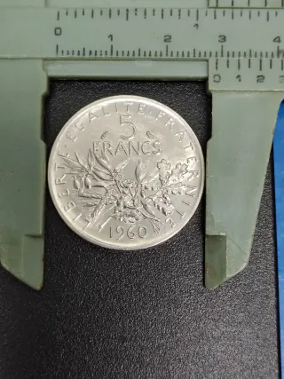 Una moneda 5 Francos Plata 1960 Semeuse