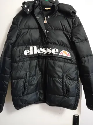 Abrigo acolchado unisex Ellesse negro original