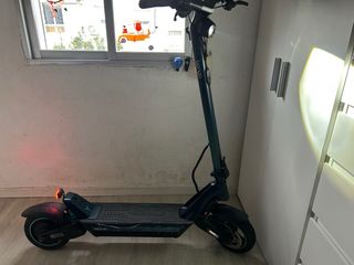 Patinete Eléctrico Cecotec Bongo Y65