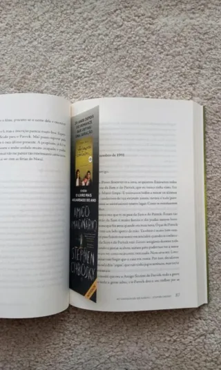 As Vantagens de Ser Invisível (Portuguese Edition)