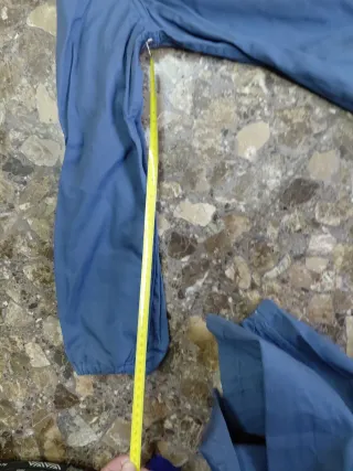 Mono de trabajo azul