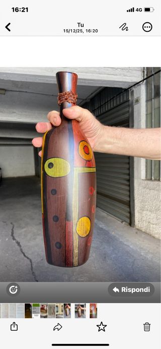 Bottiglia etnica decorata