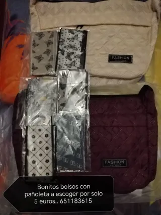 Bolsos con pañoleta a escoger