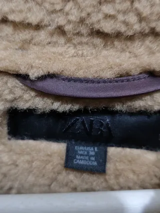 Chaqueta Zara Talla L Marrón Borrego
