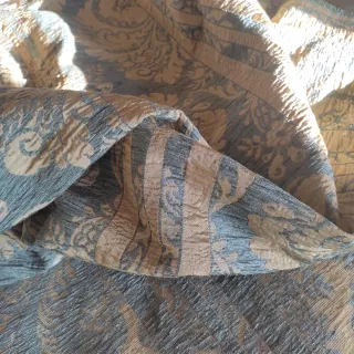 Tecido de estofos alto padrão  Medidas: 150xc1350