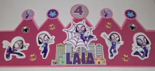 Corona de cumpleaños,Spidey Girl.