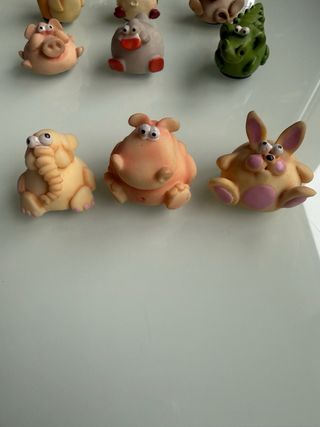 12 figuras de animales decorativas
