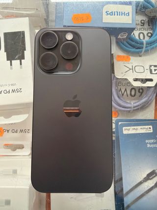 iPhone 15 Pro 128GB Negro/Gris