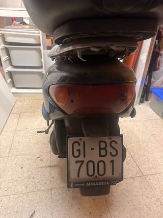 Scooter Honda SJ 100