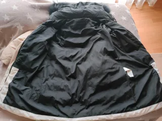 Abrigo Tintoretto con capucha