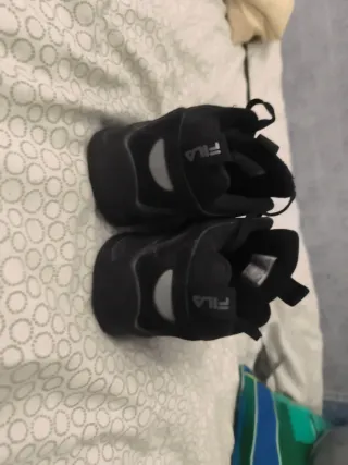 Zapatillas Fila Negras