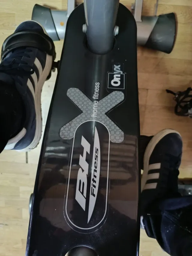 Bicicleta estática BH