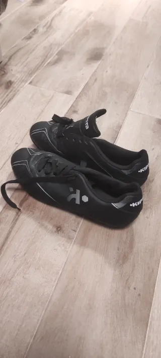 Zapatillas de fútbol Kipsta negras