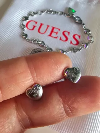 Conjunto Guess Pulsera y Pendientes