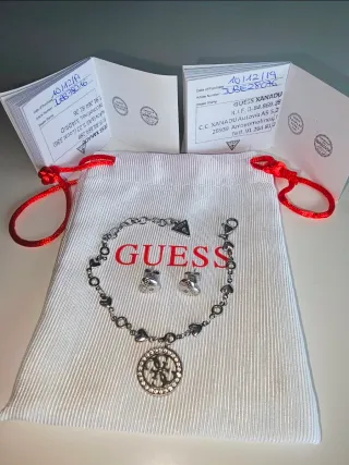 Conjunto Guess Pulsera y Pendientes